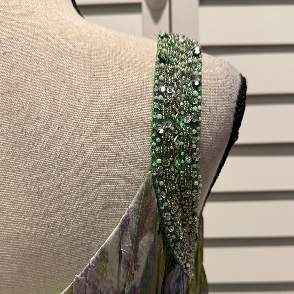 Elegant vintage Silk handmade lined beaded Sleeveless Dress with built in Bra. - Picture 8 of 13